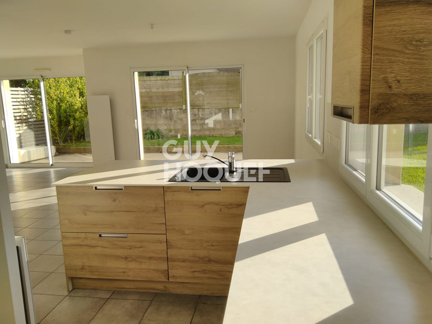 Maison à vendre à GRAND CHAMP - 5 pièces, 4 chambres