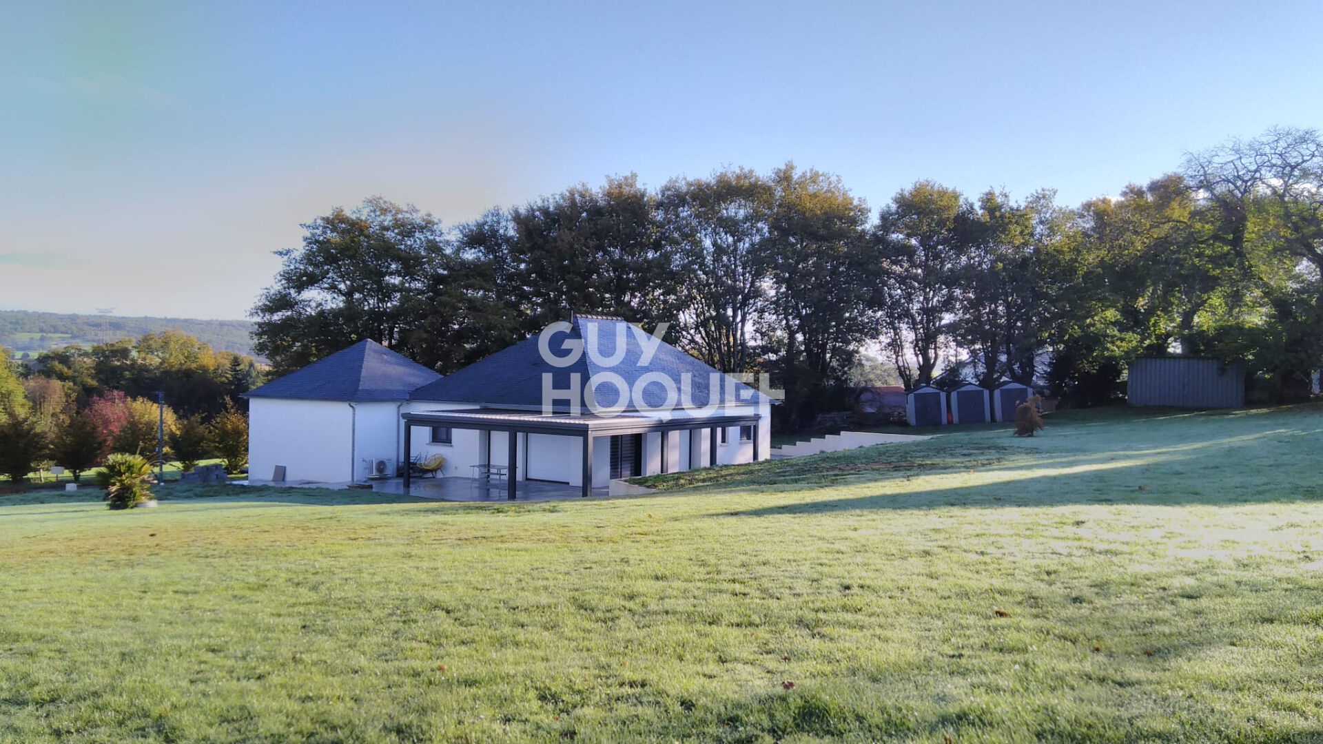 Maison contemporaine à vendre à GRAND CHAMP - Référence 6143