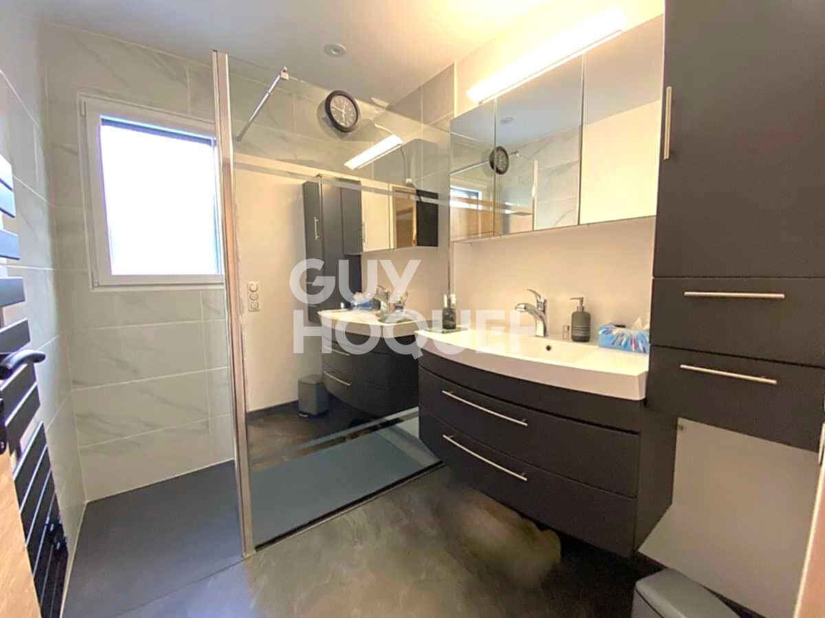 Maison contemporaine à vendre à GRAND CHAMP - Référence 6143