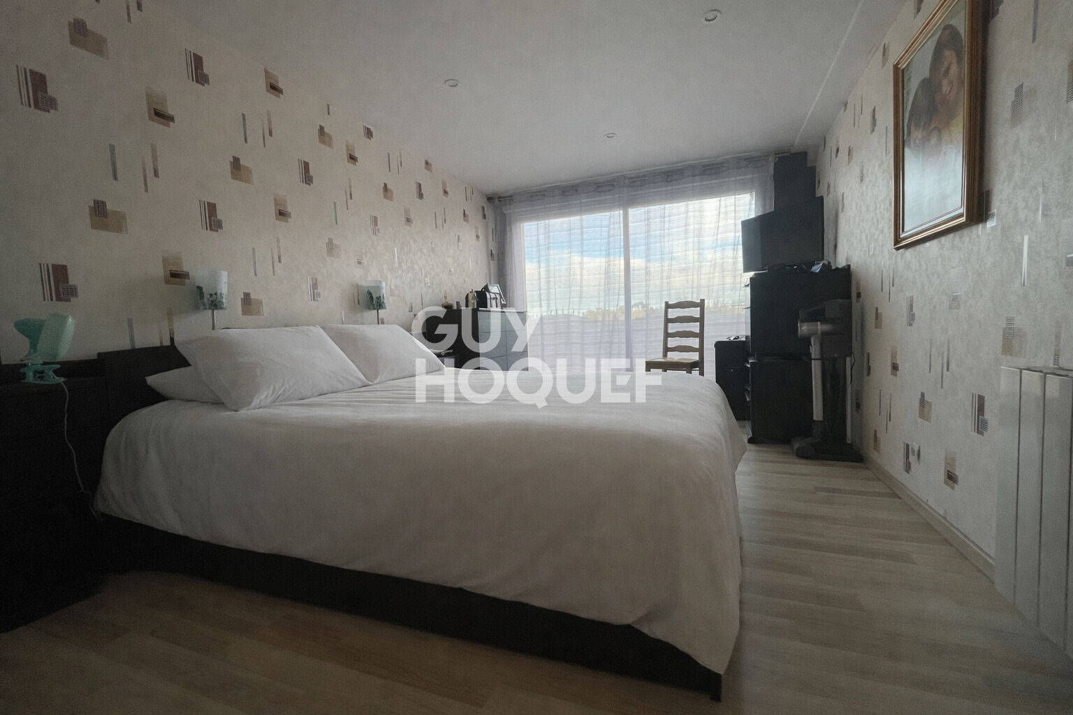 Maison avec jardin, dans le bourg