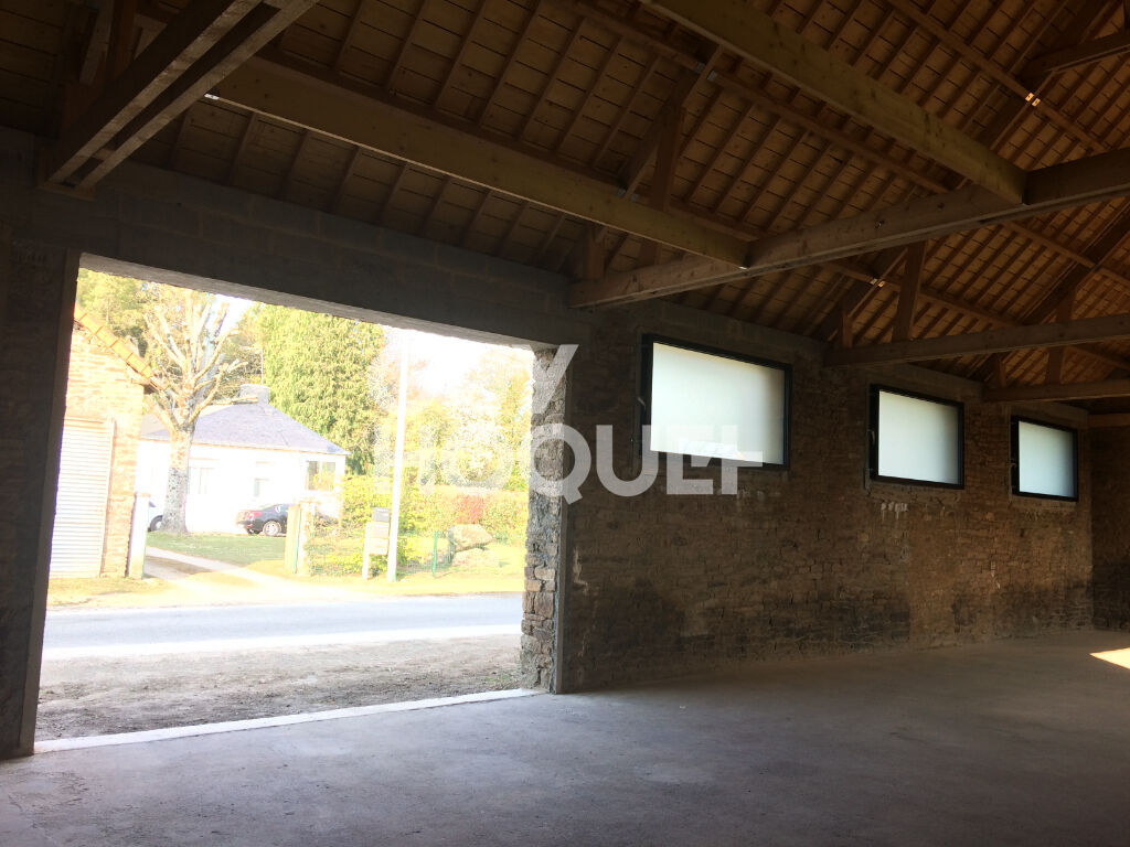 LOCAL A LOUER A 5 MN D'ELVEN