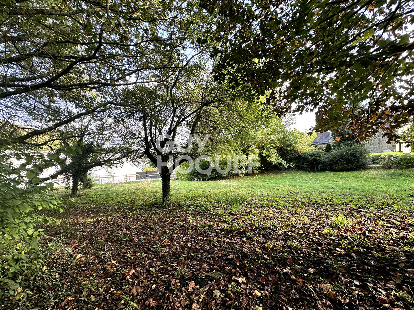 Terrain Rare de 687 m2