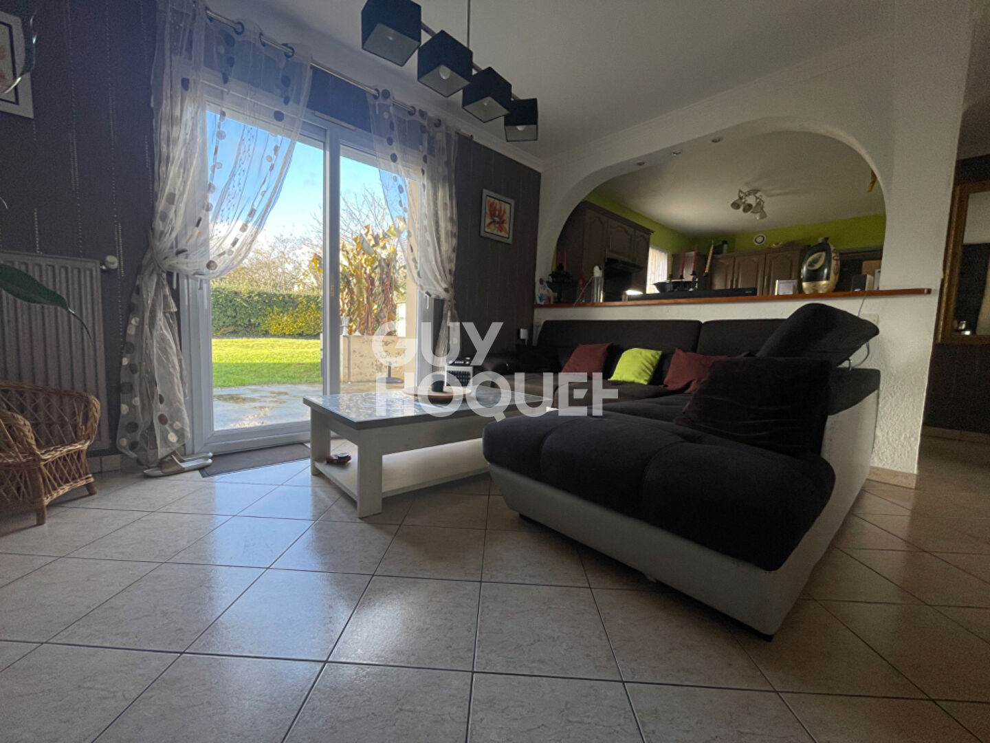 Maison à vendre dans le bourg - Pleucadeuc