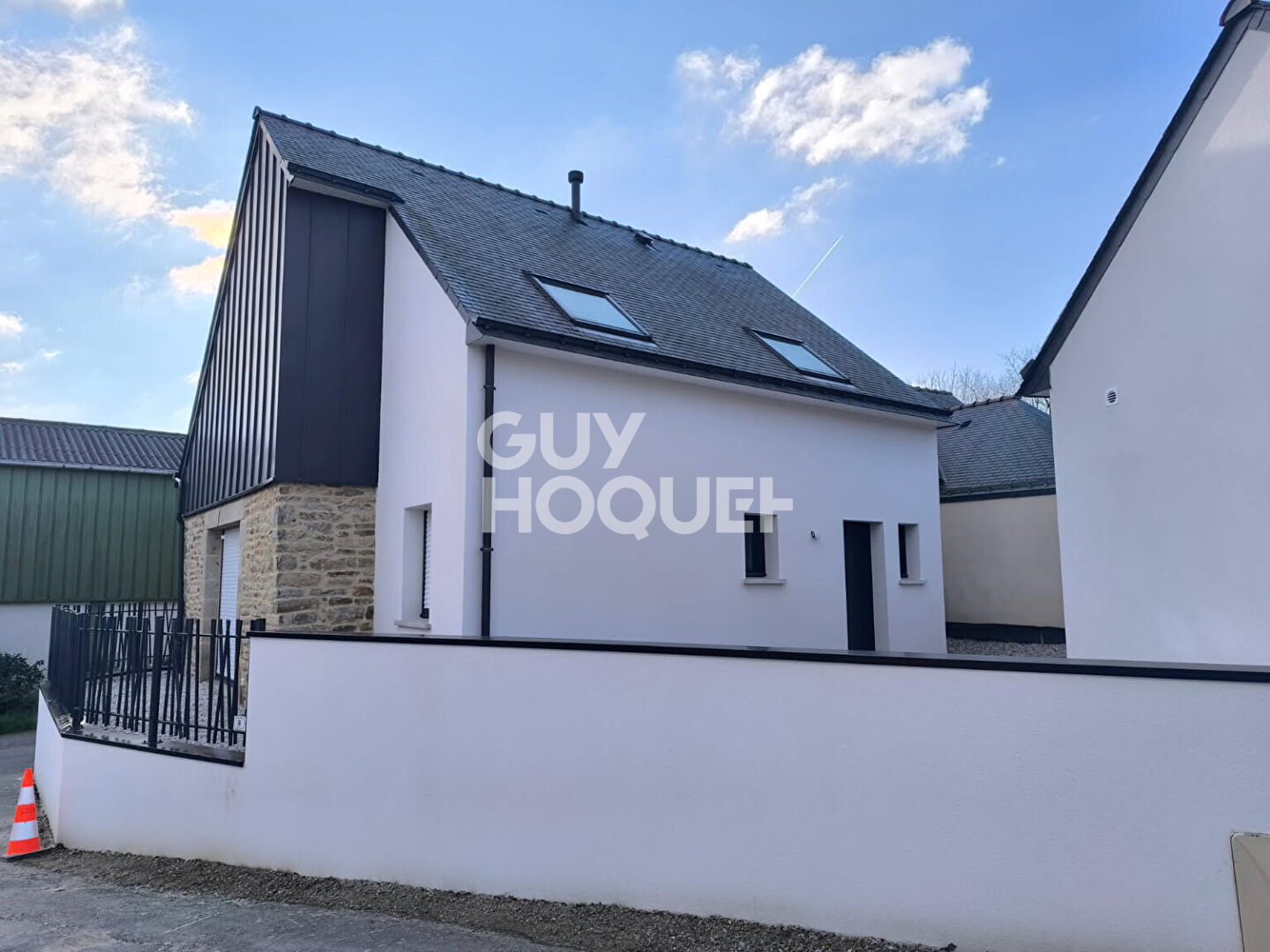 Maison à louer à Elven - 6 pièces, 5 chambres