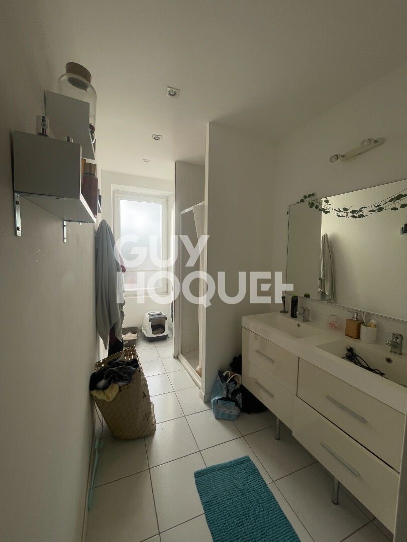 À vendre Grand T2 Duplex - Centre d'Elven