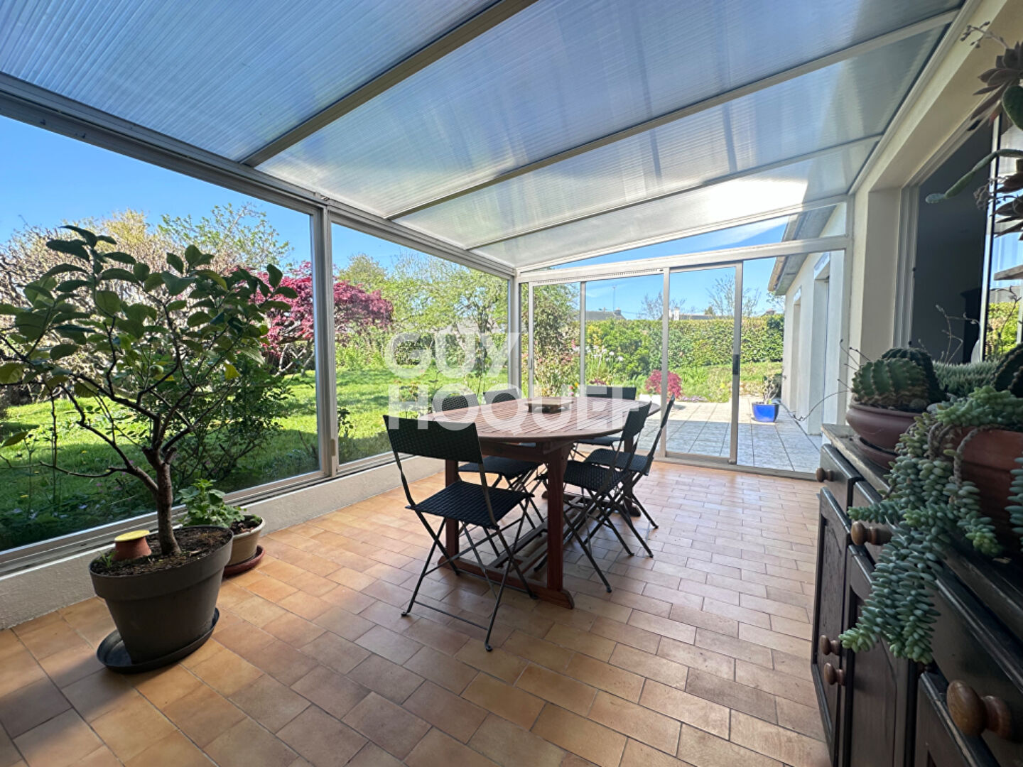 Maison à 15 minutes de Vannes, Bourg d'Elven 5 chambres et 1 bureau