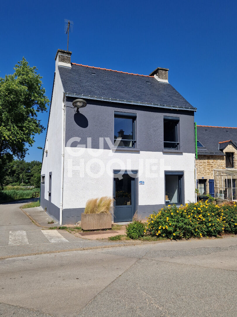 RARE BELLE MAISON SUR TREDION !