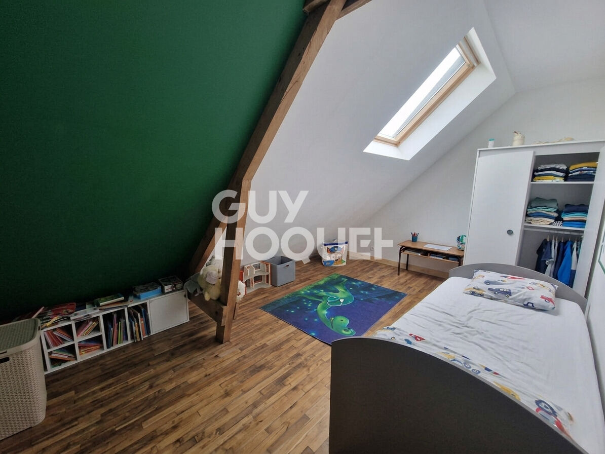 RARE MAISON EN PLEIN BOURG DE PLUMELEC !