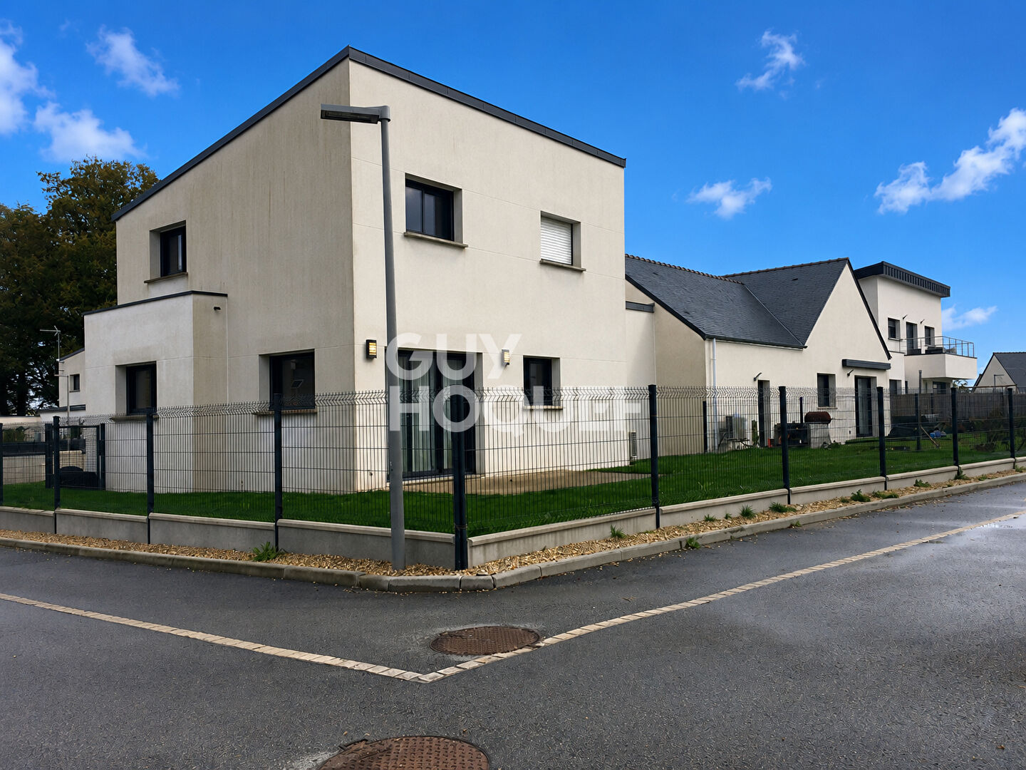 Maison Elven 5 pièce(s)  102 m2