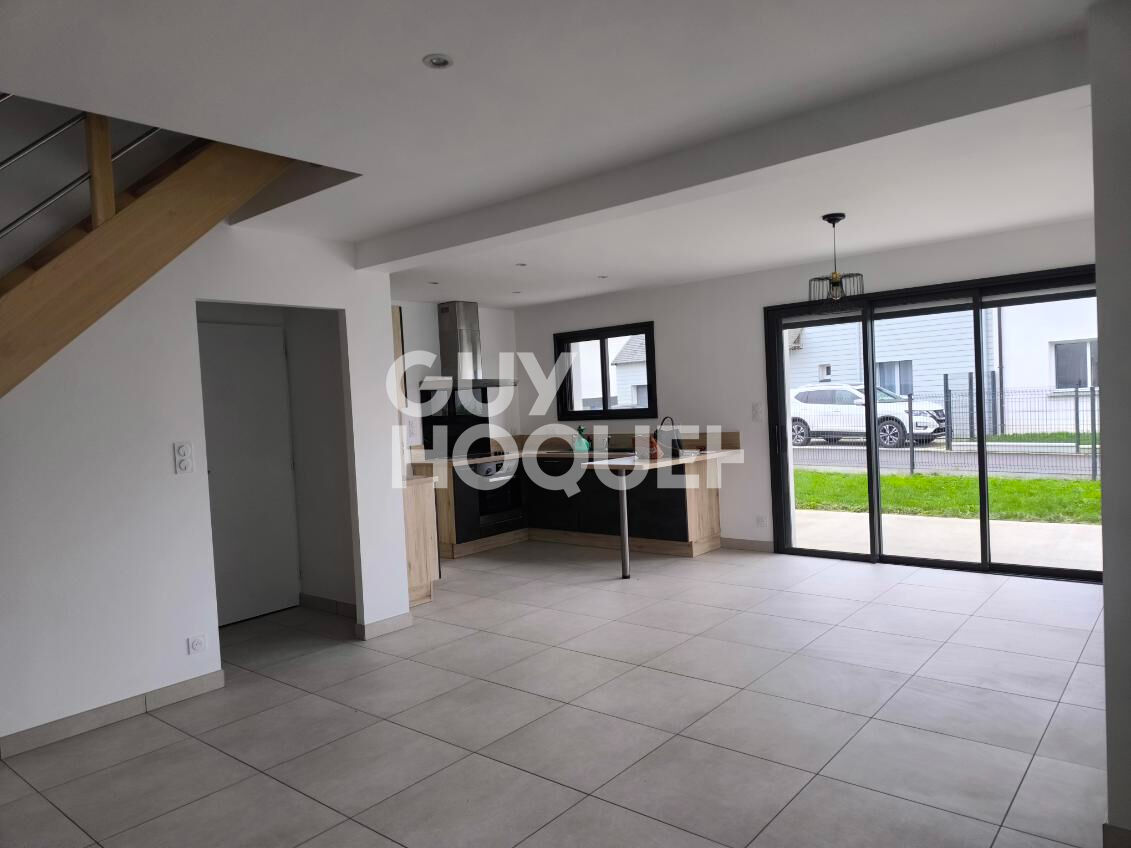 Maison Elven 5 pièce(s)  102 m2