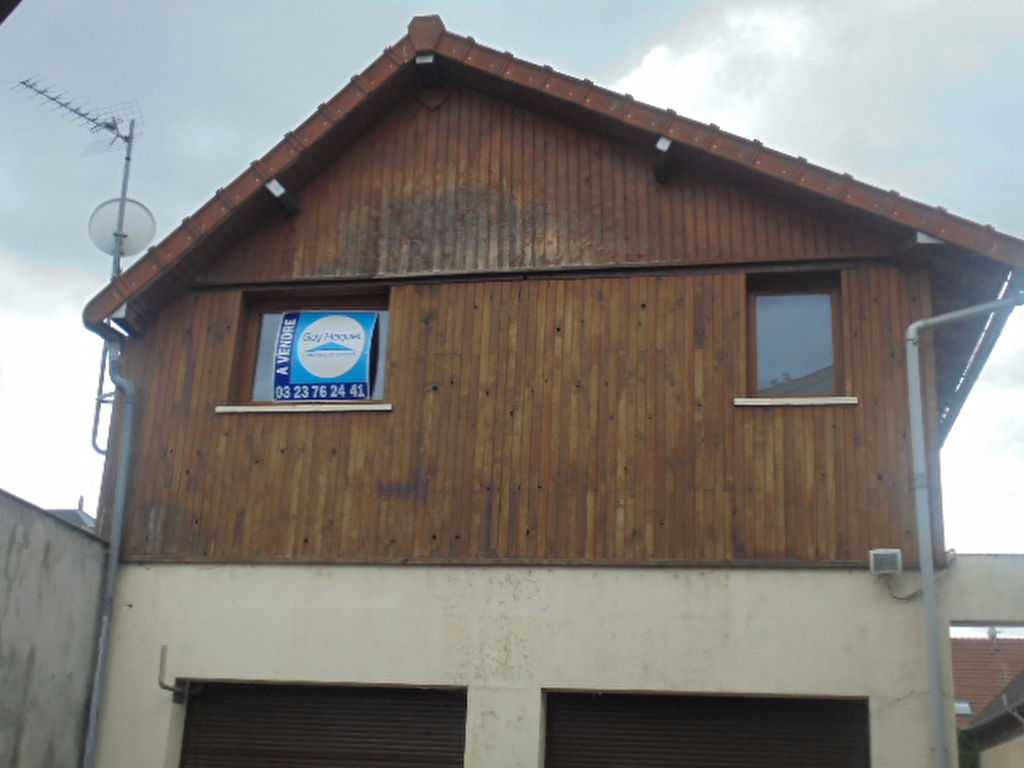 SOISSONS - Proche Gare