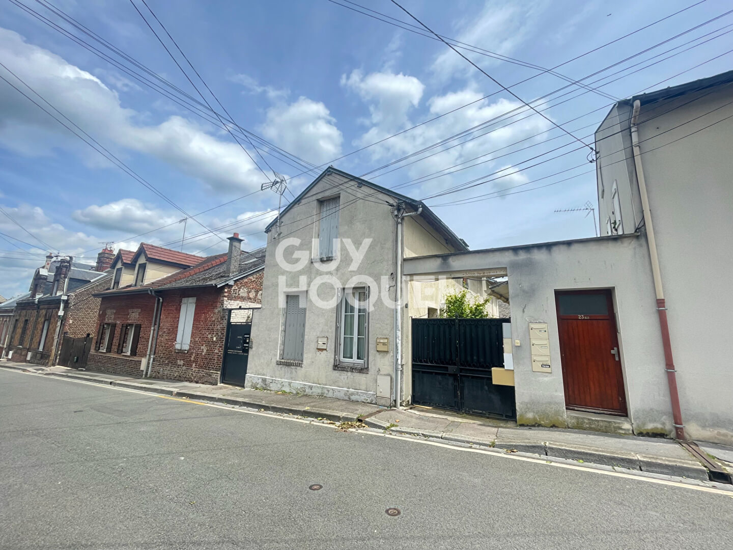 APPARTEMENT MEUBLÉ SOISSONS (02)