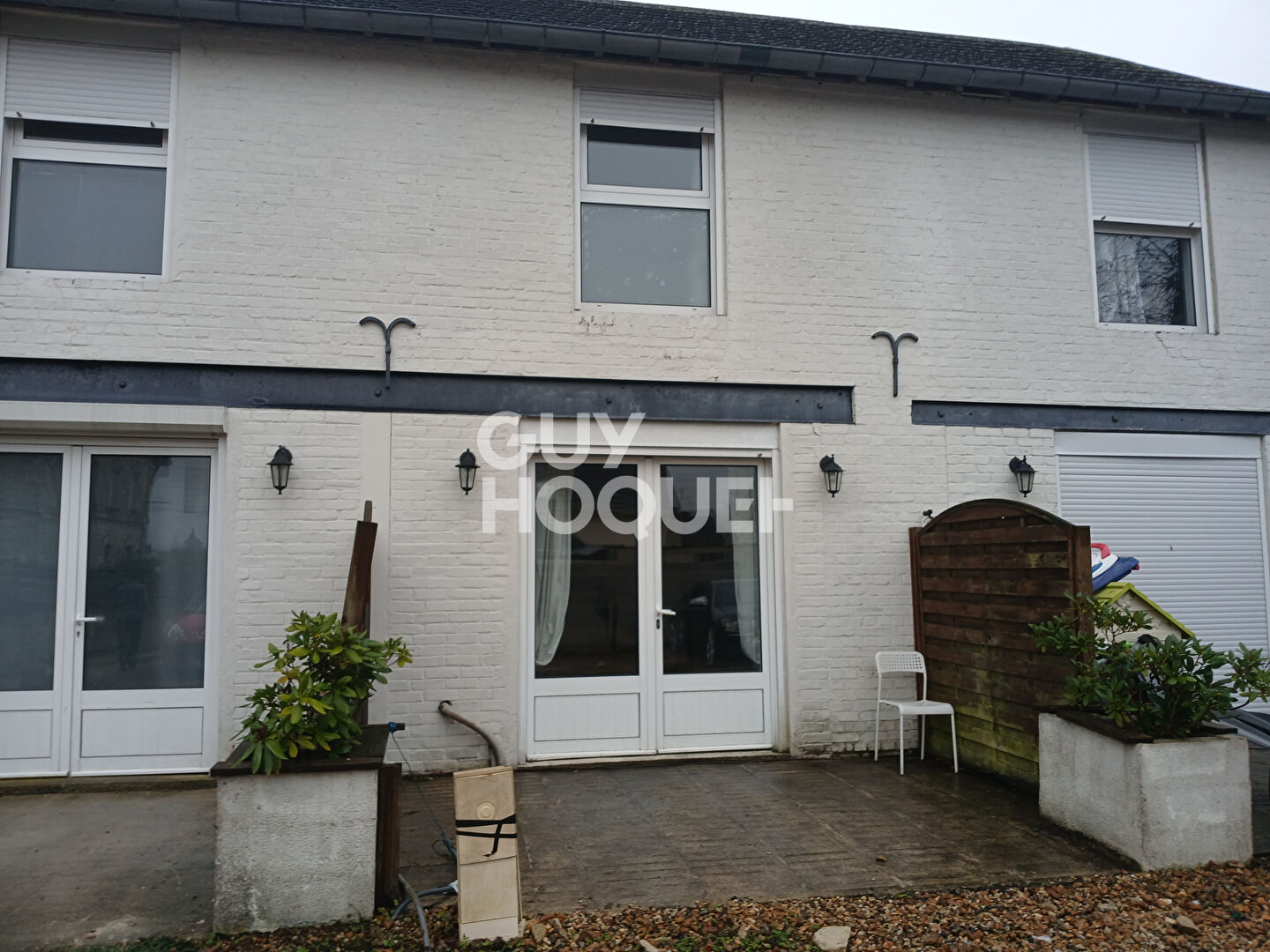 APPARTEMENT DE TYPE 2 AVEC TERRASSE  ET  PARKING - VILLERS COTTERETS 02600