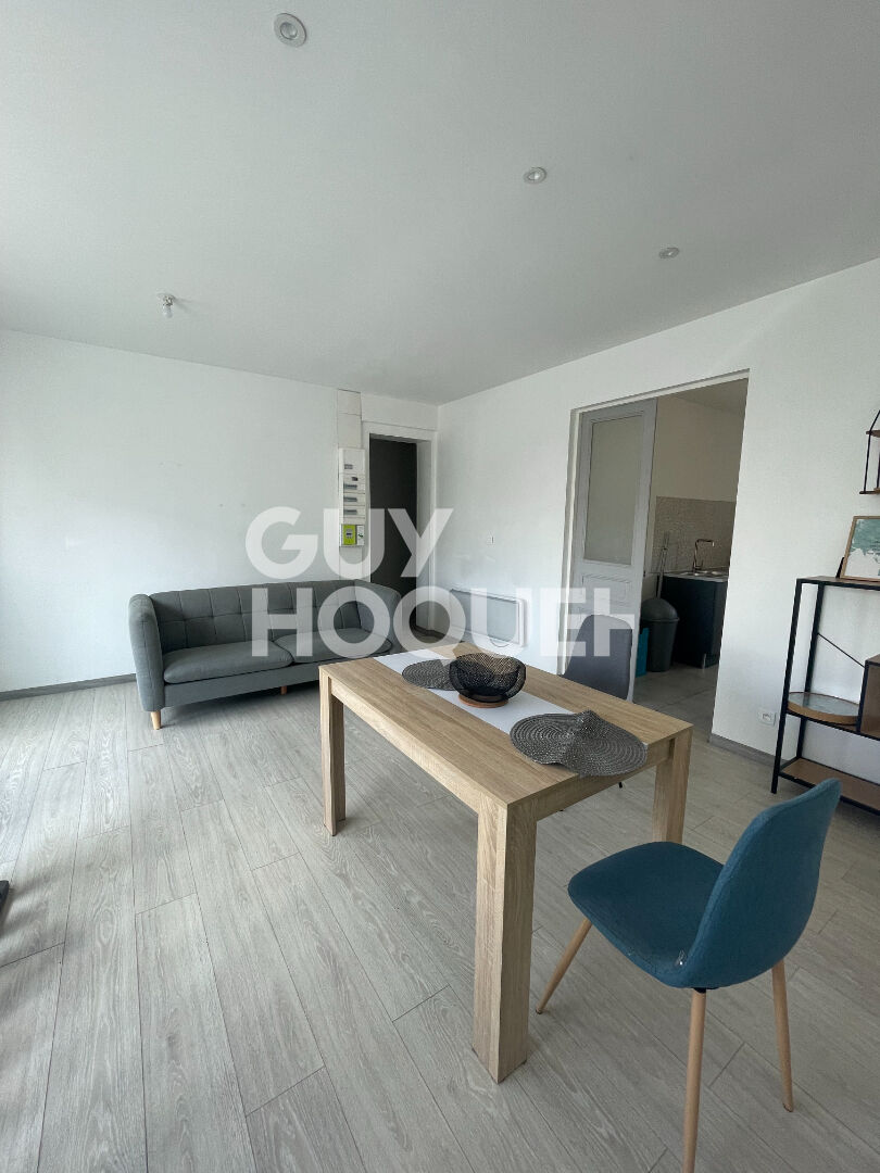 APPARTEMENT MEUBLE 2 PIÈCES  - AVEC COUR