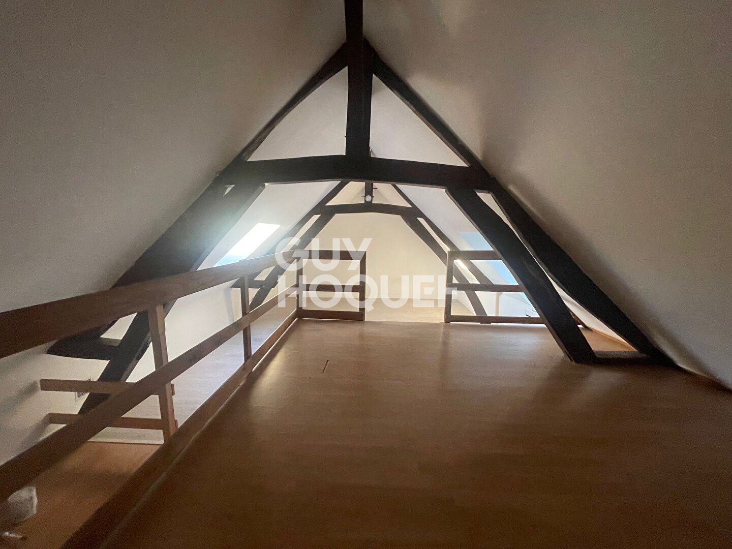 APPARTEMENT EN LOCATION à COURMELLES