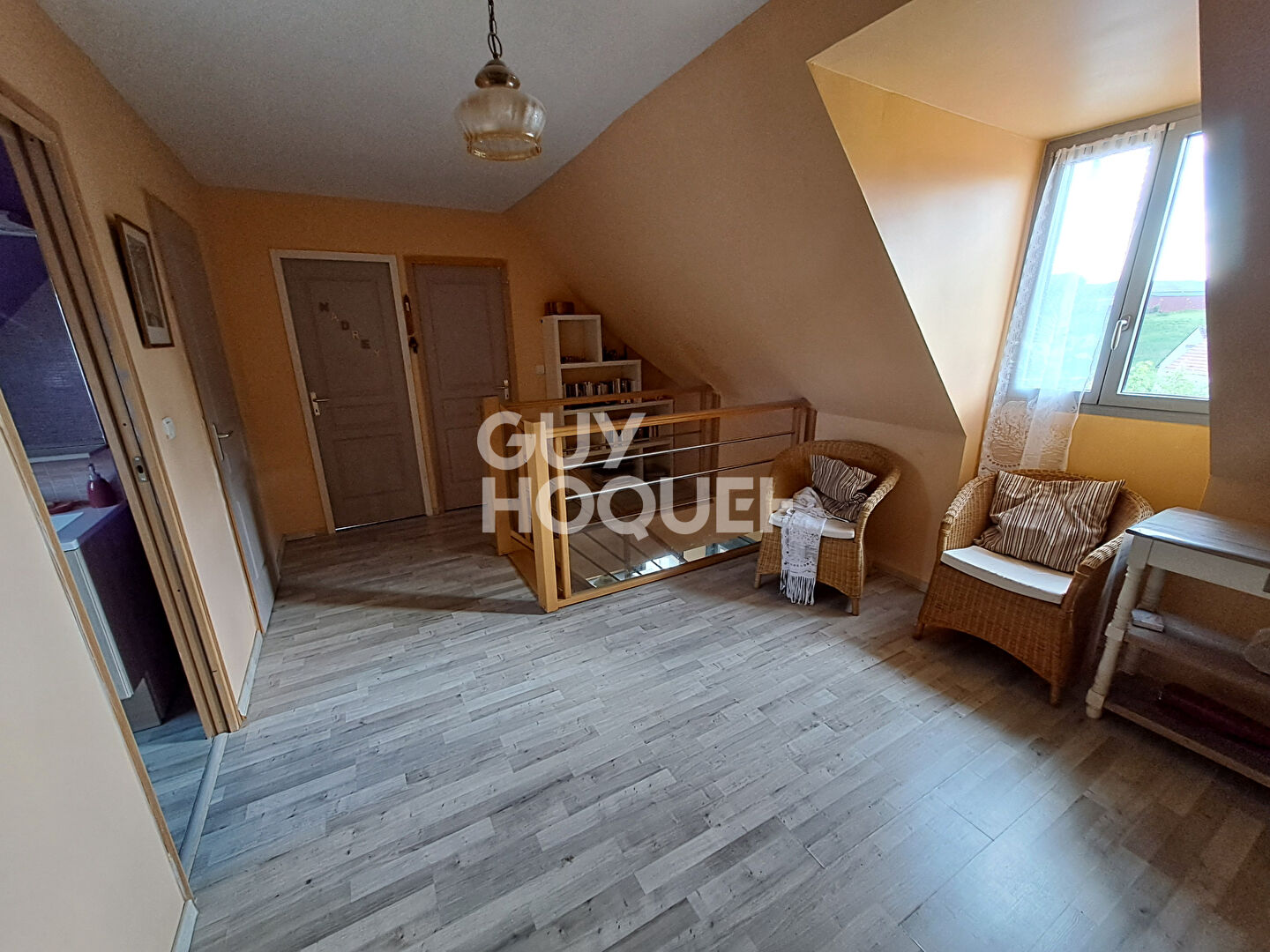 A 10 MINUTES DE SOISSONS : maison T6 (137 m²) à vendre