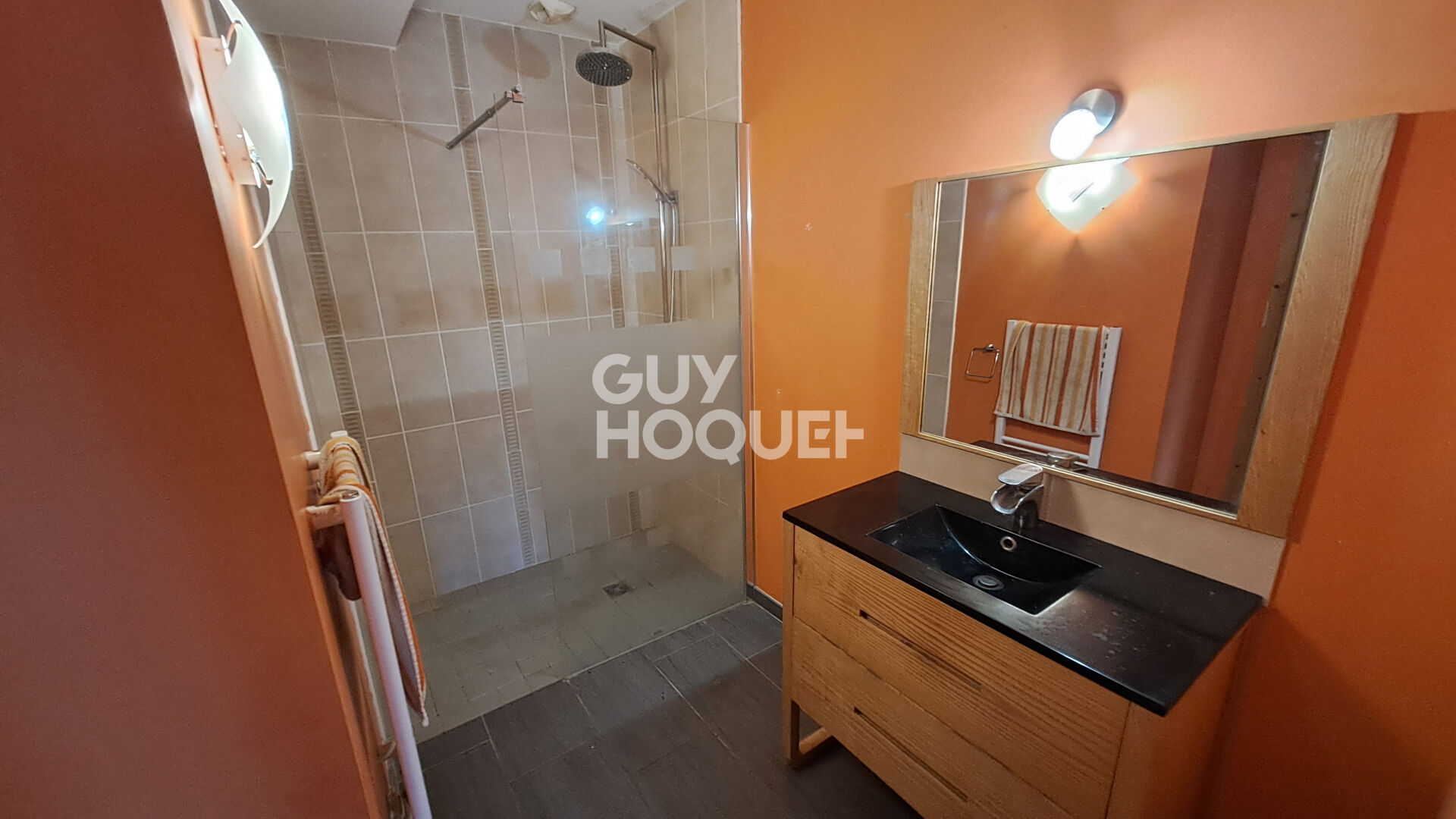 A 10 MINUTES DE SOISSONS : maison T6 (137 m²) à vendre