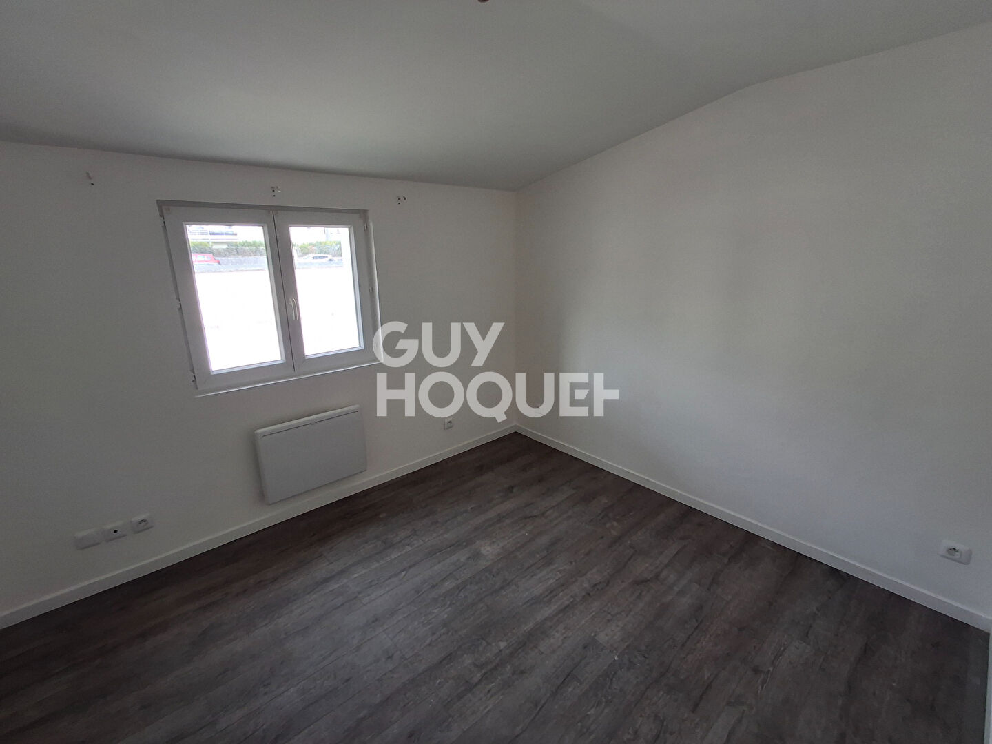 SOISSONS PROCHE CENTRE