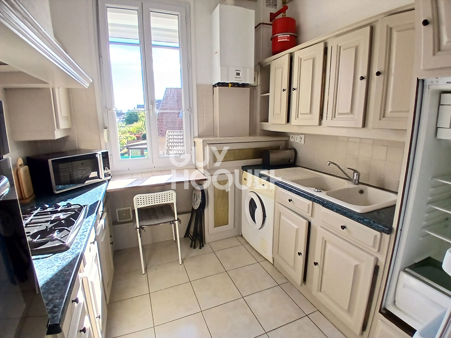SOISSONS-APPARTEMENT 2 PIECES A LOUER