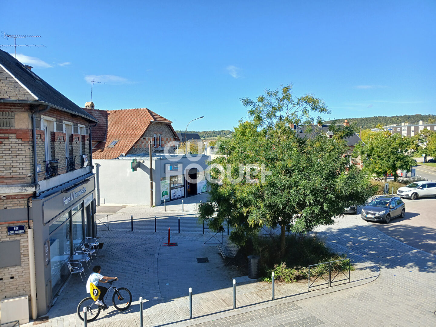 SOISSONS-APPARTEMENT 2 PIECES A LOUER