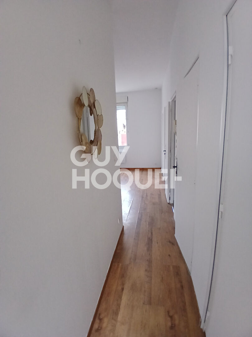 Appartement F2 (40 m²) en location à CROUY