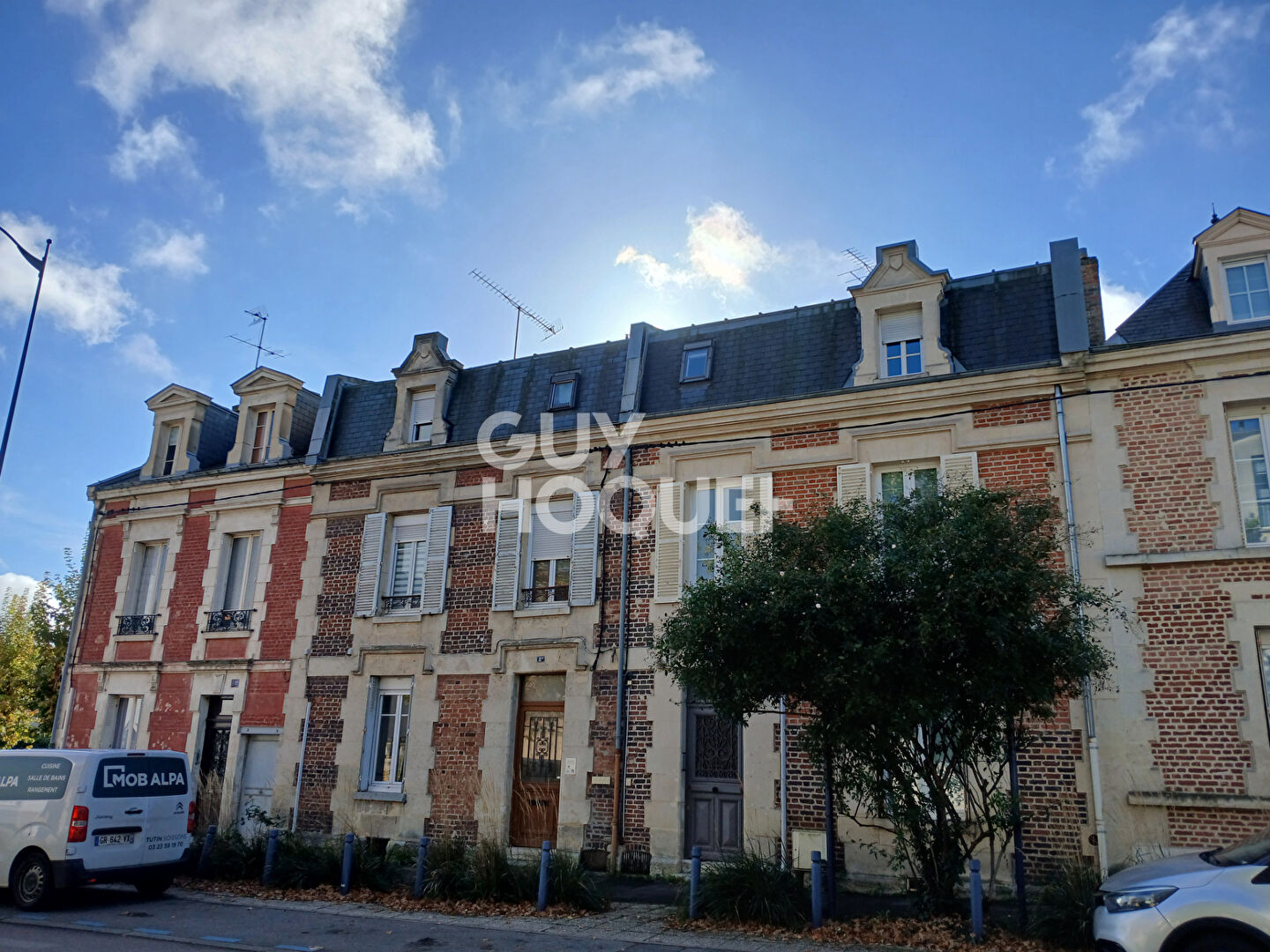 SOISSONS - T2 A LOUER AVEC COUR 39 M² 