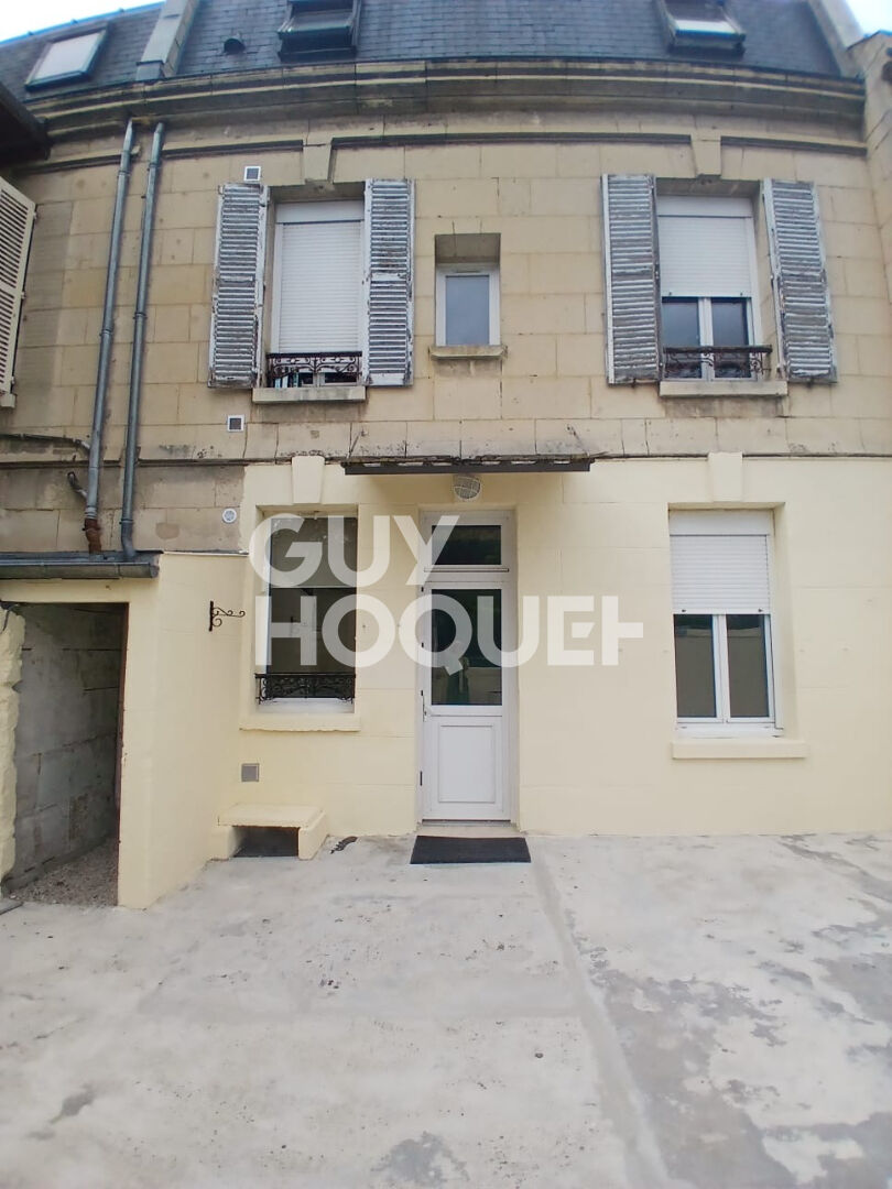 SOISSONS - T2 A LOUER AVEC COUR 39 M² 