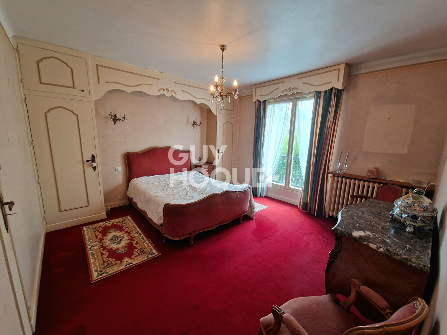 Maison spacieuse à vendre à Laon - 6 chambres et jardin
