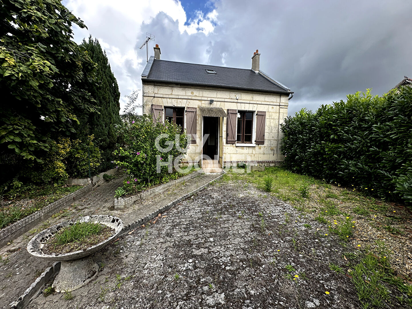 Maison en Pierre à fort potentiel !