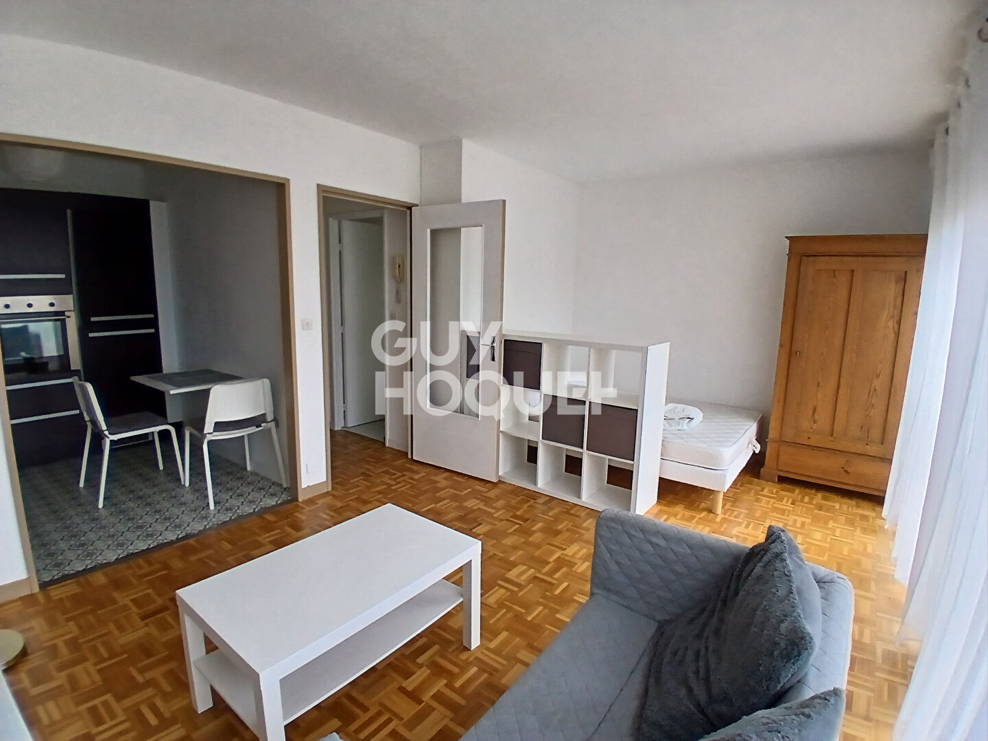 SOISSONS - APPARTEMENT MEUBLE A LOUER