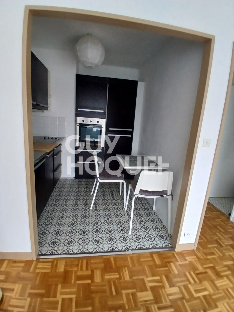 SOISSONS - APPARTEMENT MEUBLE A LOUER