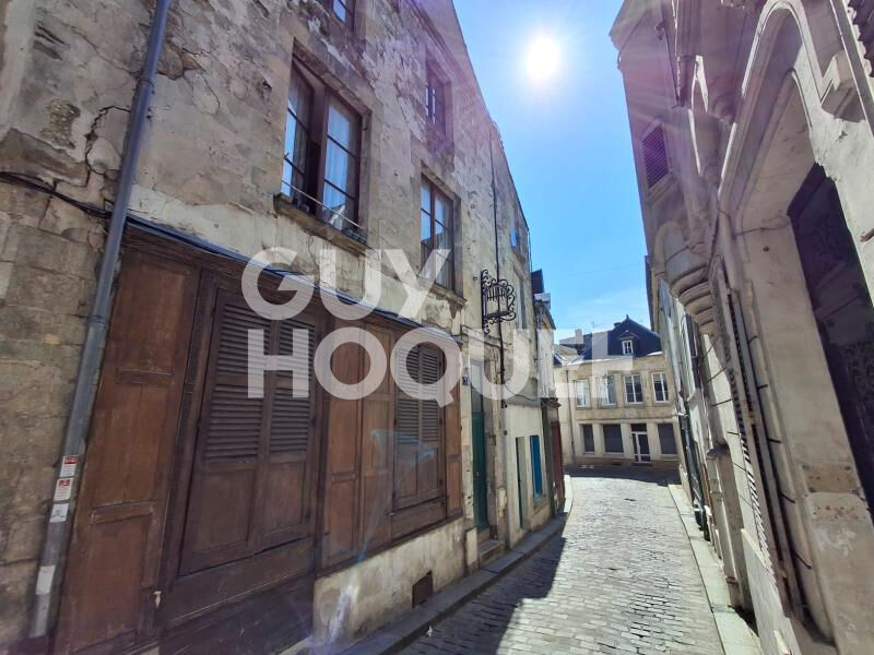 DUPLEX  MEUBLE Appartement Laon 2 pièce(s) 36.82 m2