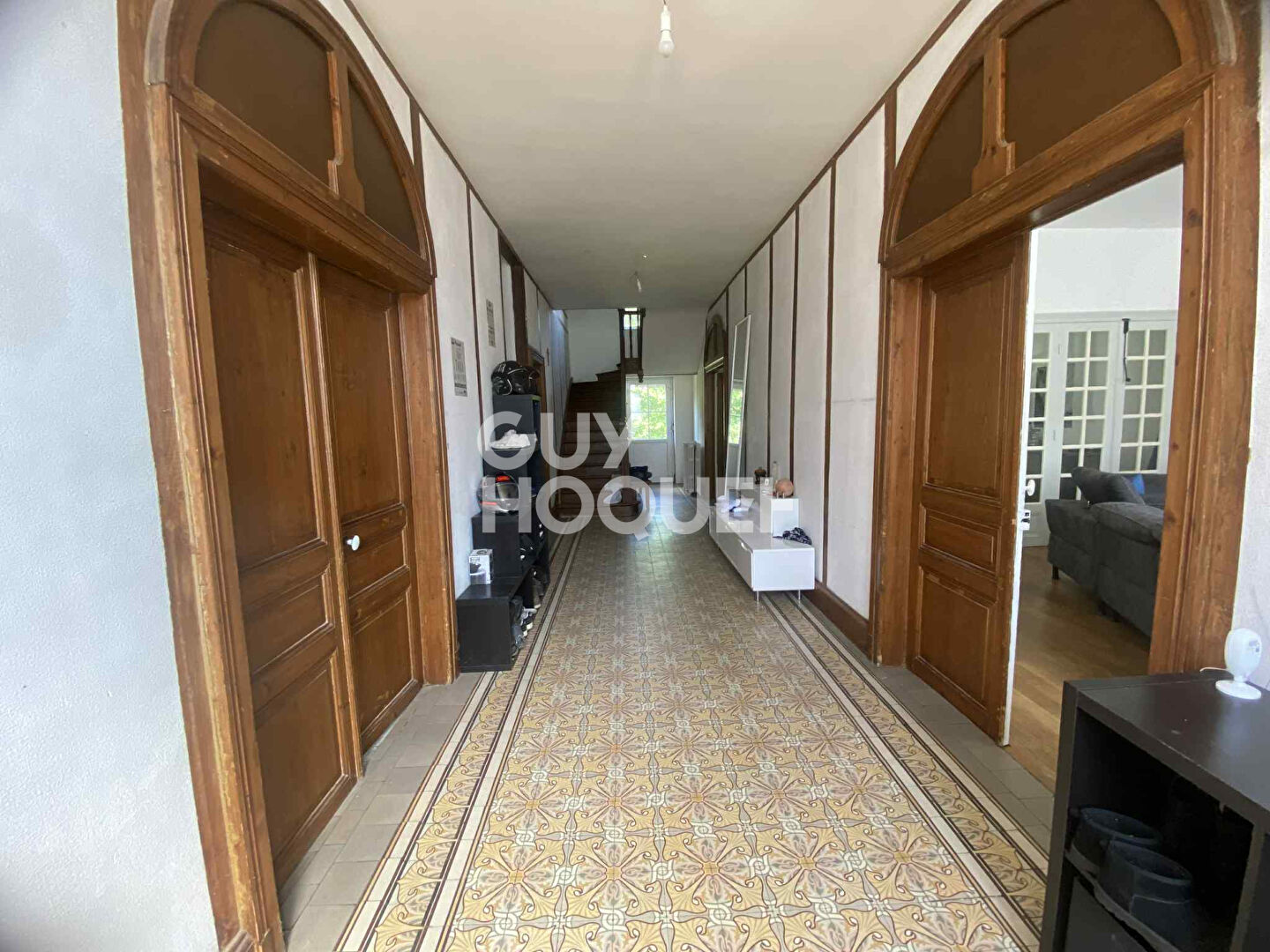 Maison spacieuse à vendre à Montcornet - 12 pièces, 8 chambres