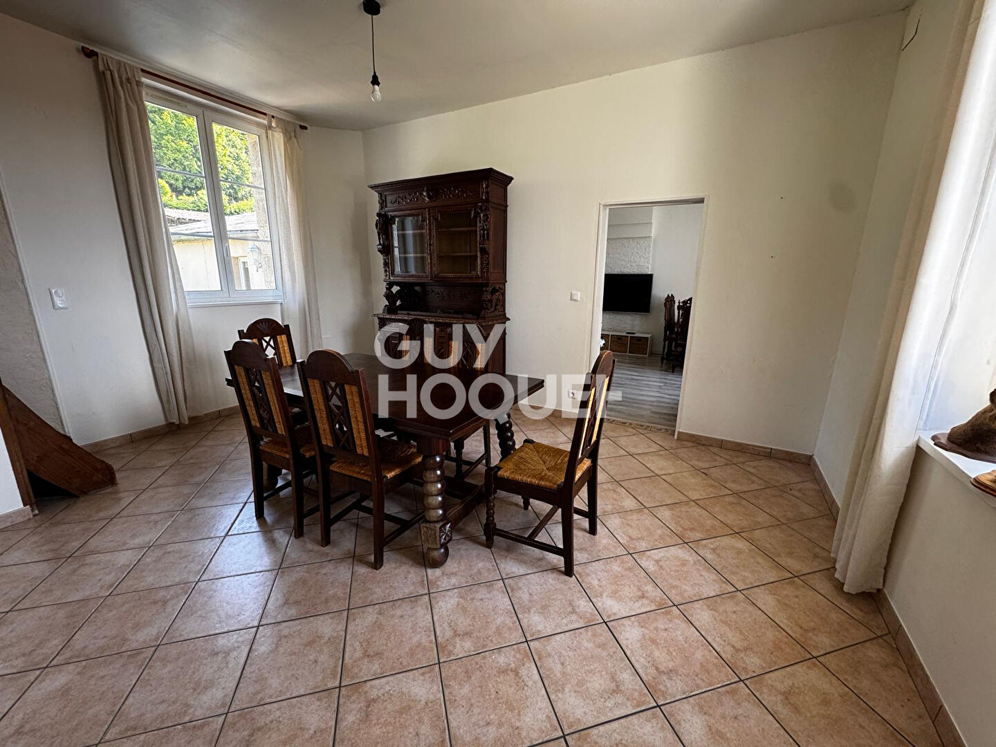 Charmante Maison à Vendre à Pommiers - Idéale pour votre Famille !