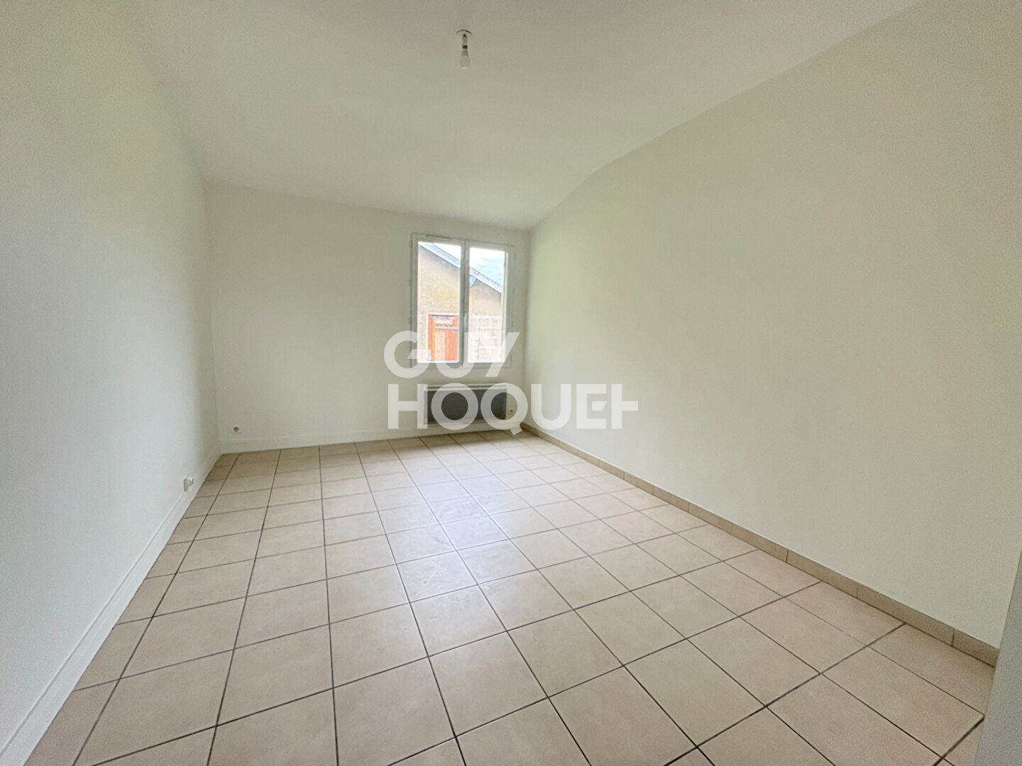 Maison à louer à Juvigny - 4 pièces, 2 chambres