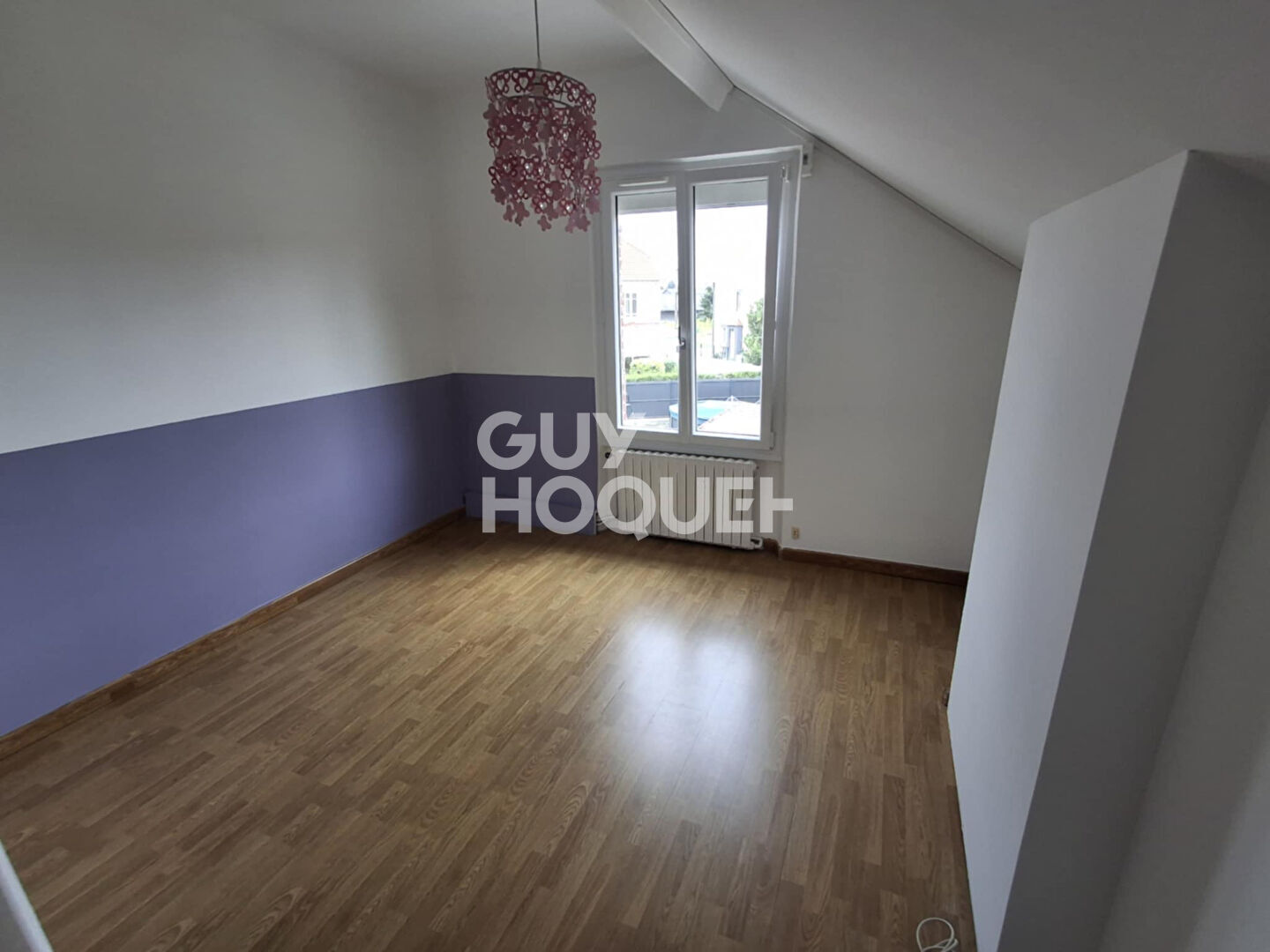 Maison à vendre à Laon CITE DES CHEMINOTS- 6 pièces, 4 chambres, jardin