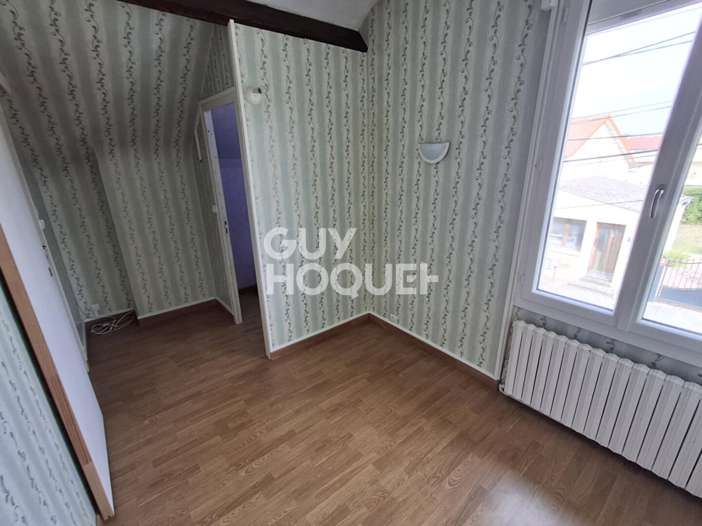 Maison à vendre à Laon CITE DES CHEMINOTS- 6 pièces, 4 chambres, jardin