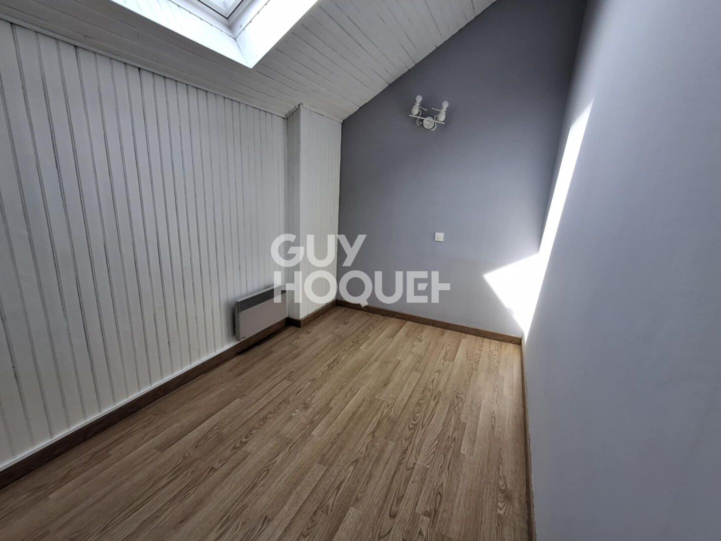 Maison à vendre à Laon CITE DES CHEMINOTS- 6 pièces, 4 chambres, jardin