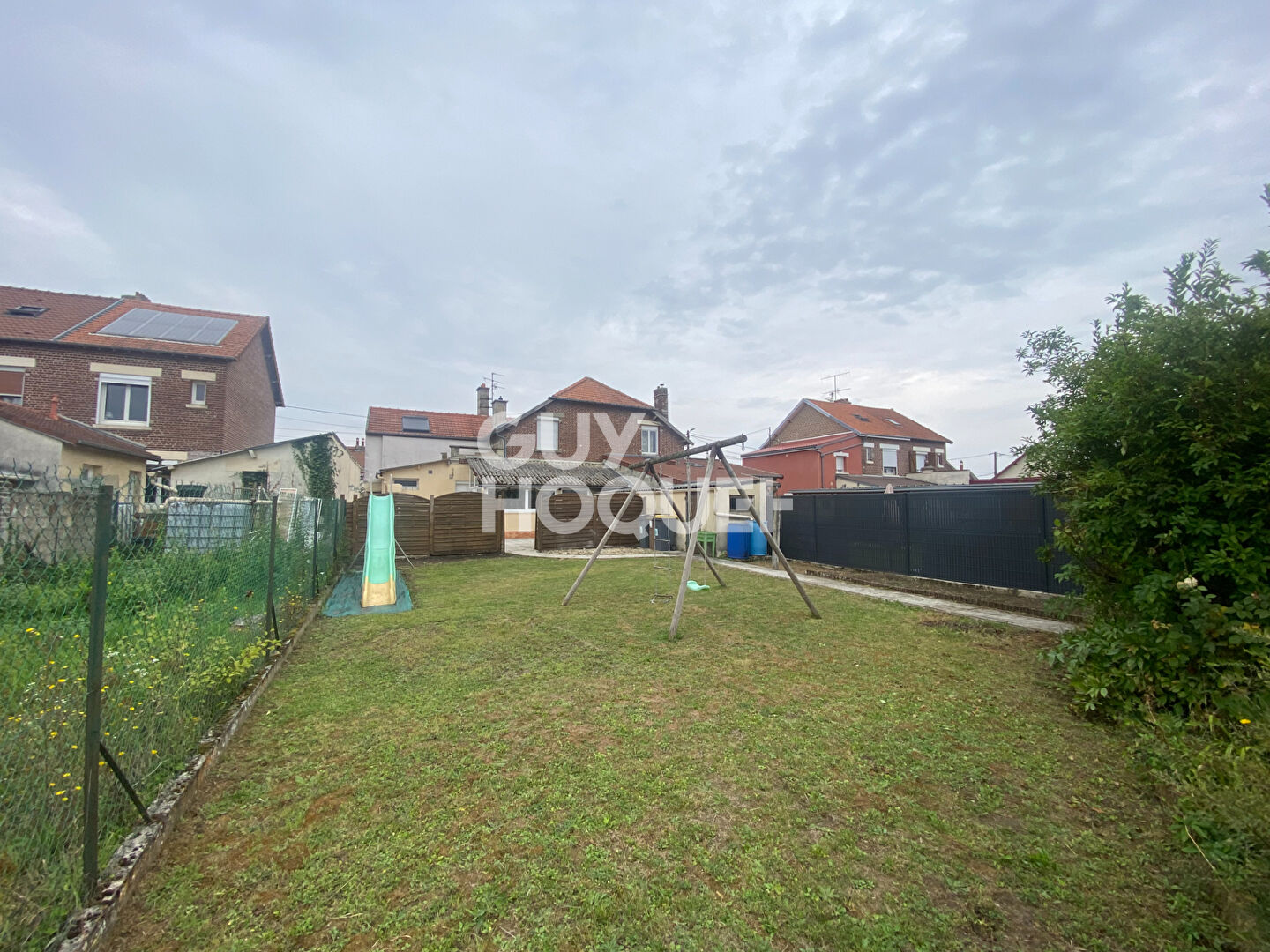 Maison à vendre à Laon CITE DES CHEMINOTS- 6 pièces, 4 chambres, jardin
