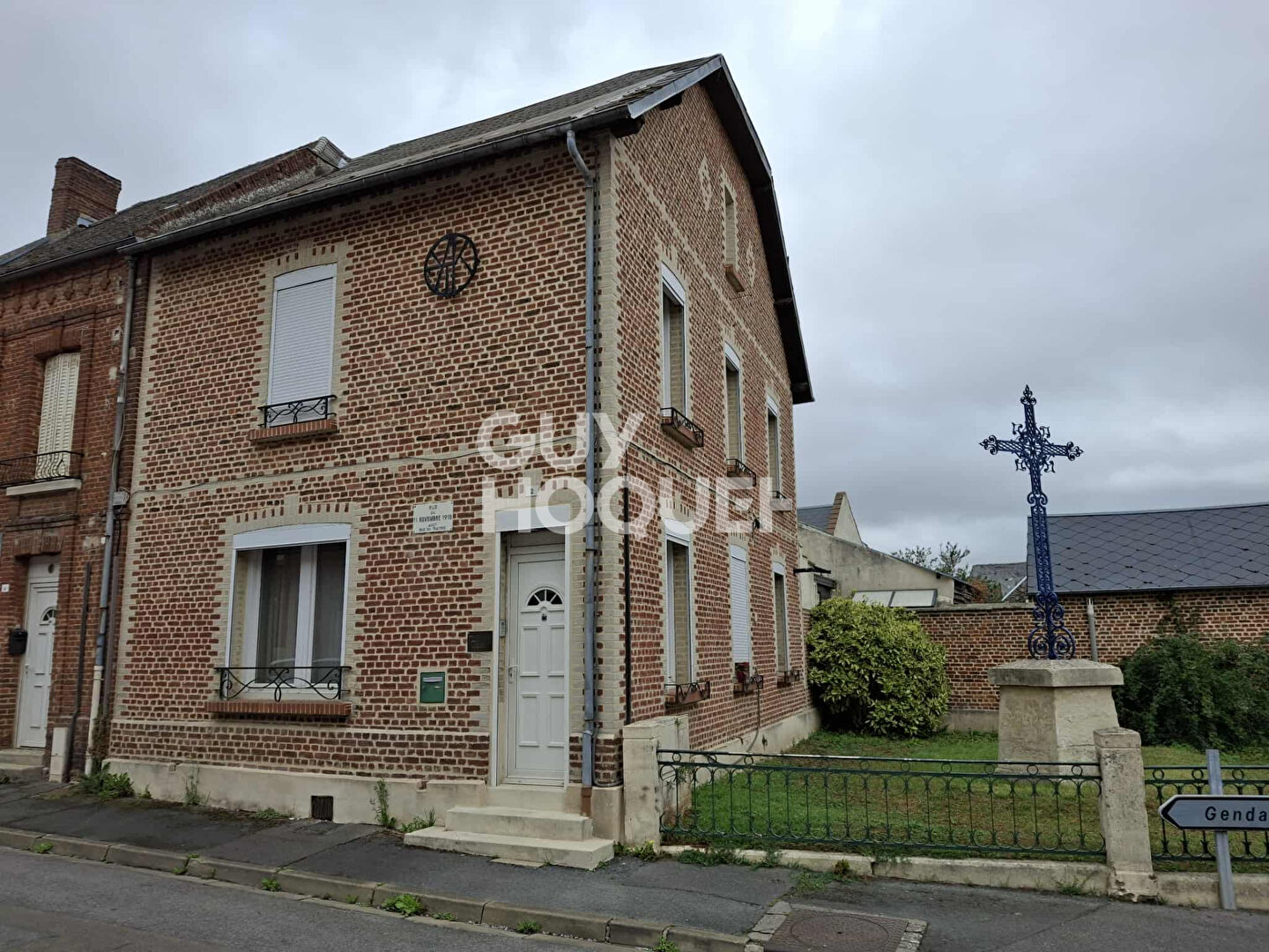 Maison 8 pièces à vendre à Crécy sur Serre - 187 000 