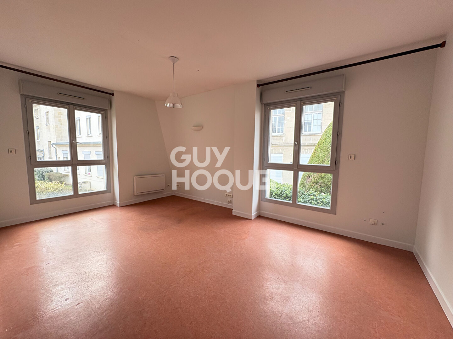 Maison à louer - 8 pièces - Hyper Centre de Soissons