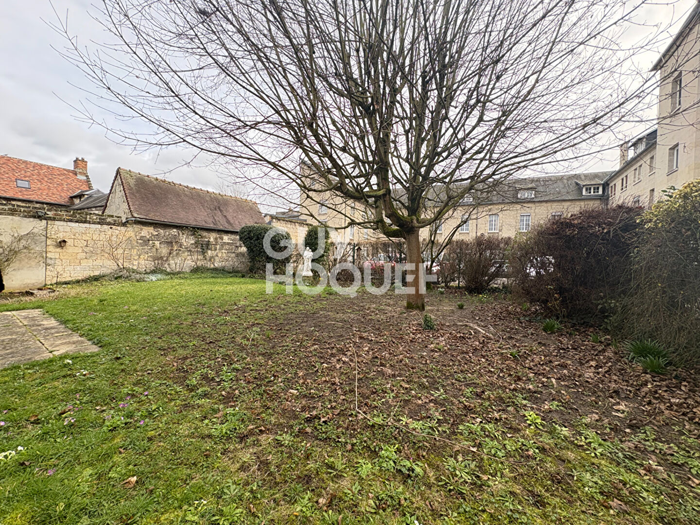 Maison à louer - 8 pièces - Hyper Centre de Soissons