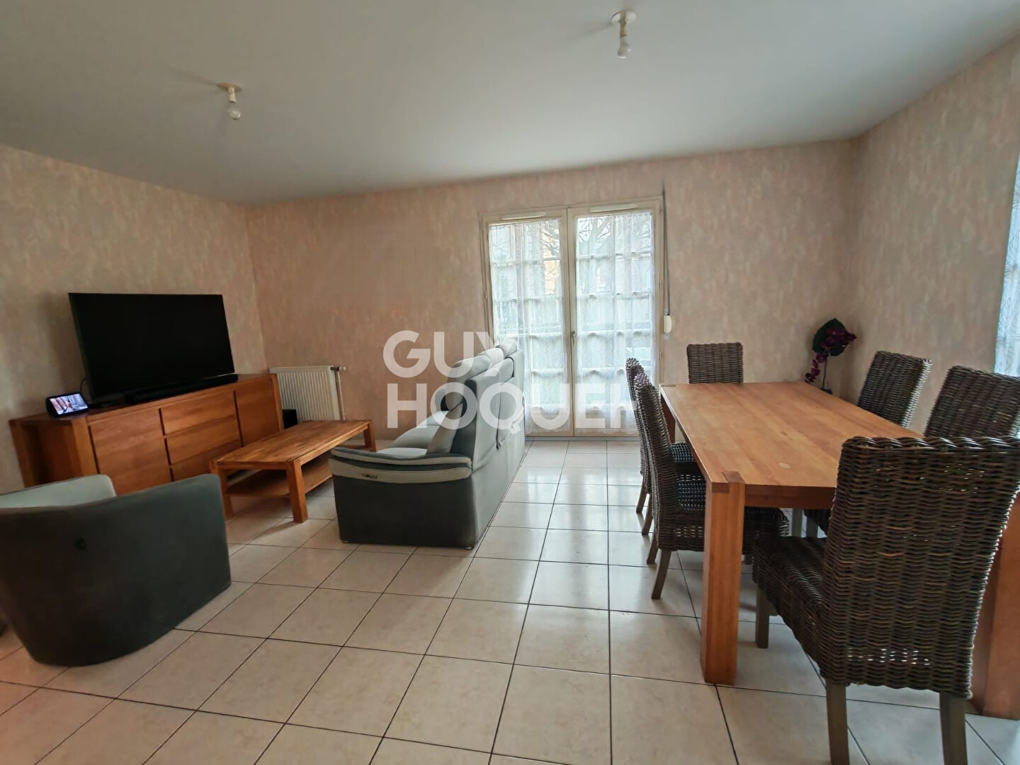 À vendre : Appartement spacieux de 5 pièces à LAON