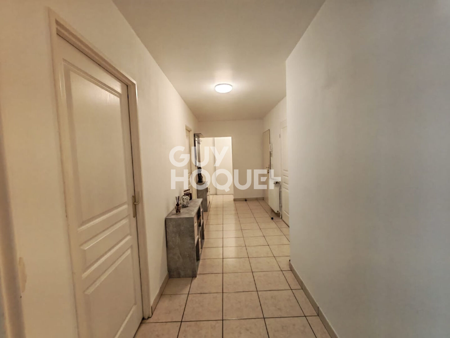 À vendre : Appartement spacieux de 5 pièces à LAON