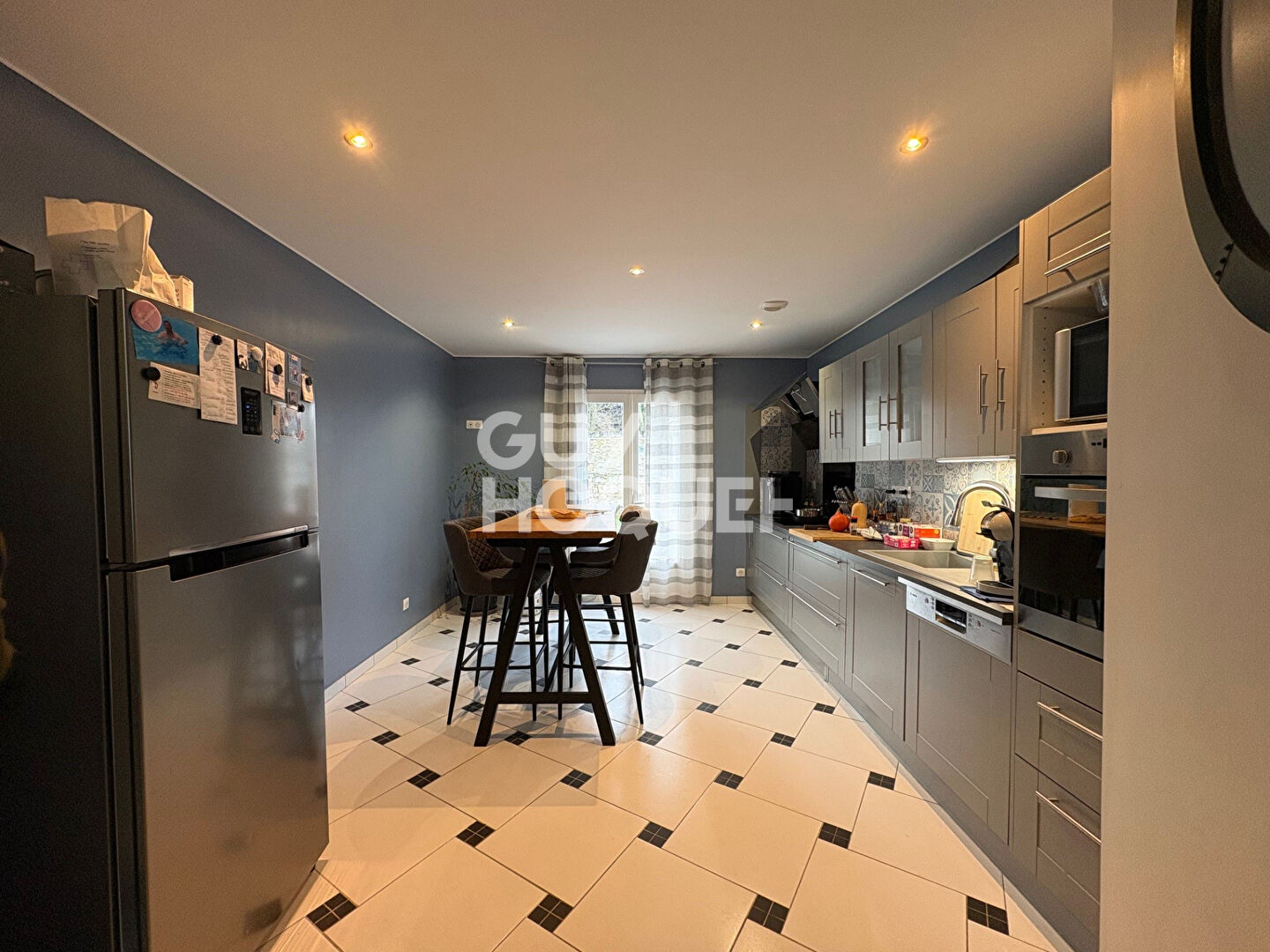 Maison neuve dans un magnifique village