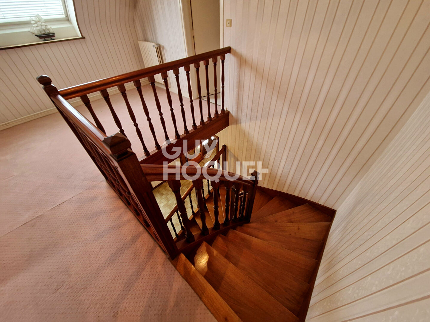 Maison spacieuse à vendre à Soissons - 7 pièces, 5 chambres