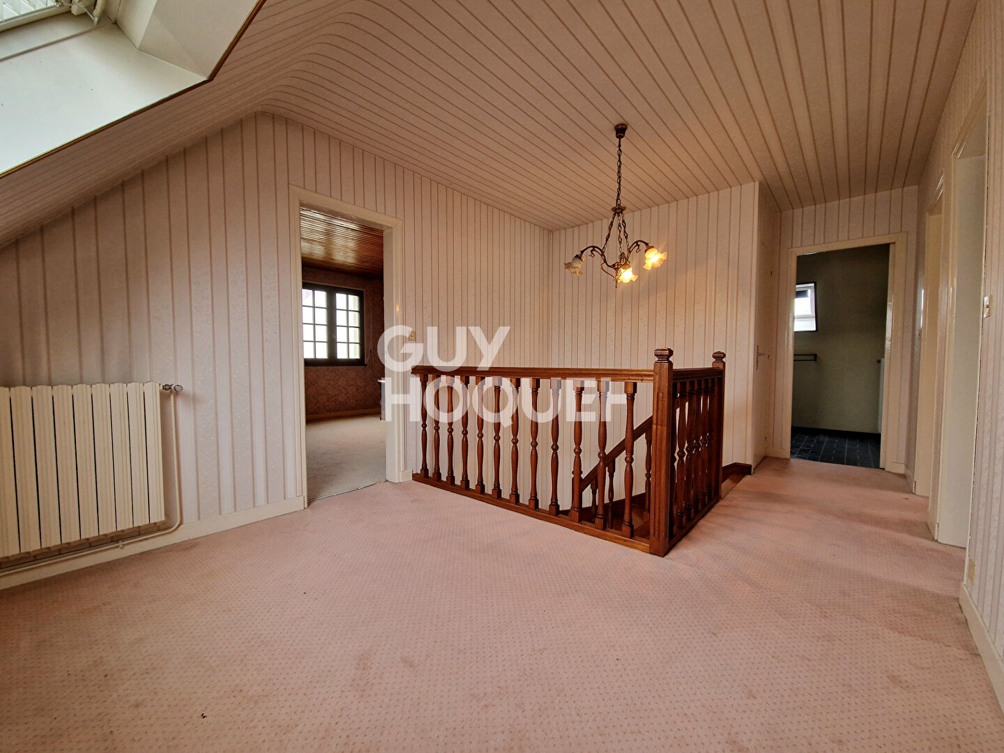 Maison spacieuse à vendre à Soissons - 7 pièces, 5 chambres