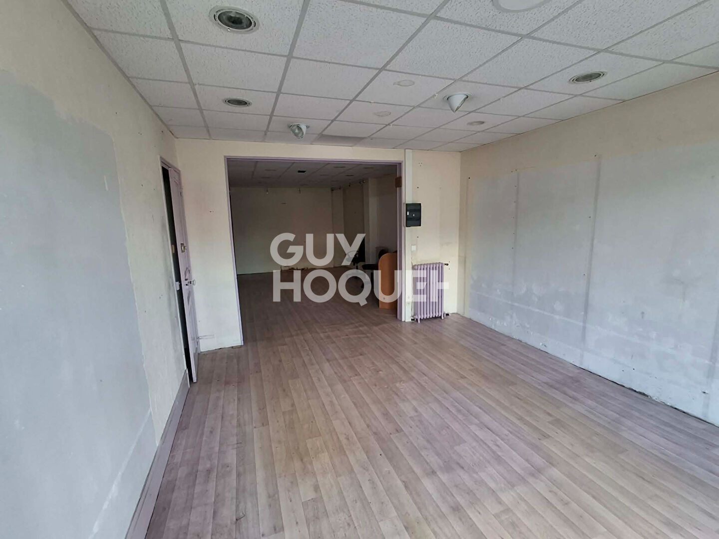 SOISSONS ? Emplacement stratégique entre le centre-ville et la gare