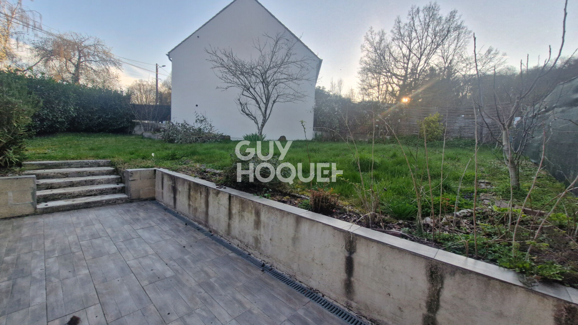 A vendre : lot de deux maisons louées