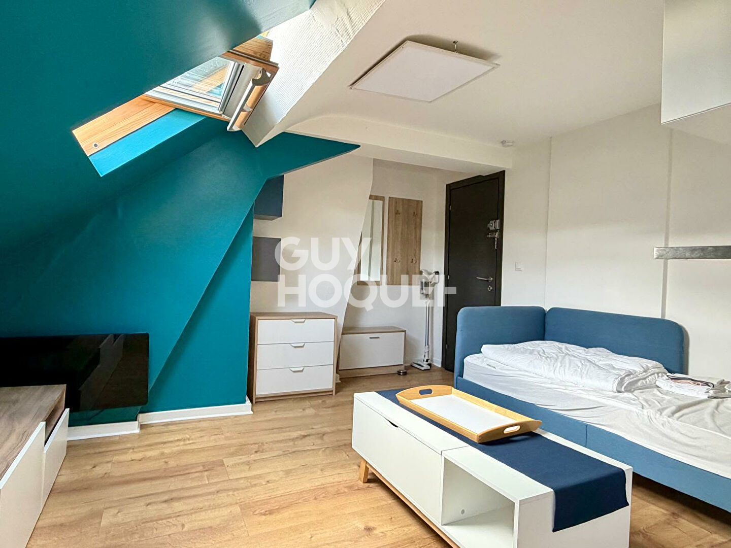 À louer Studio meublé 19 m²  Laon (ville haute)